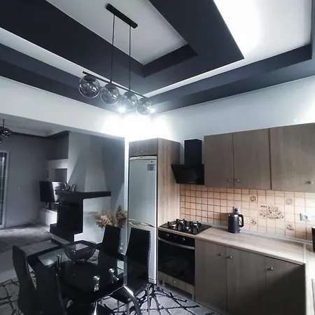 Paradise Apartment, Village Lardos