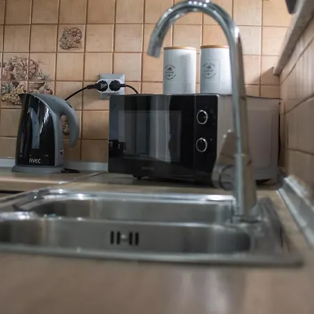 Paradise Apartment, Village