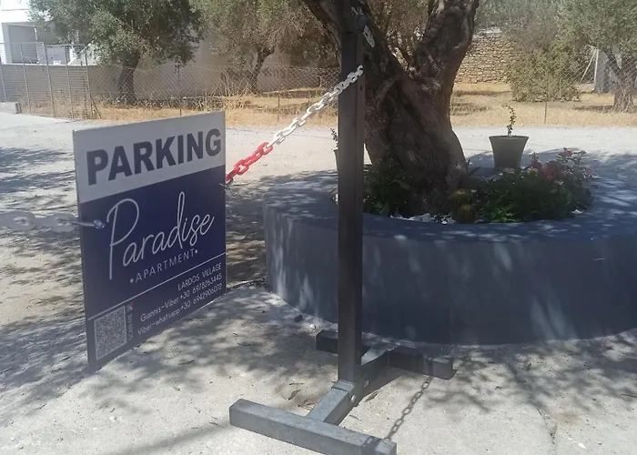 Paradise Apartment, Village * Lardos