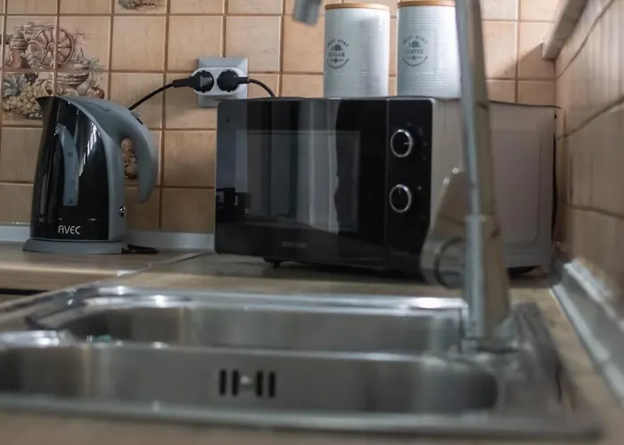 Paradise Apartment, Village