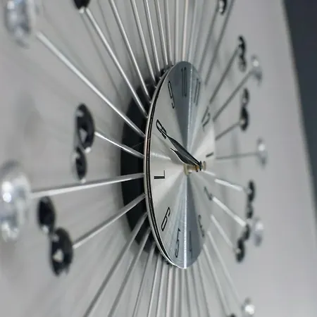 Paradise Apartment, Village