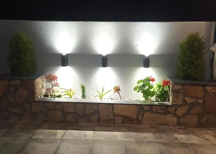 Paradise Apartment, Village Apartman *