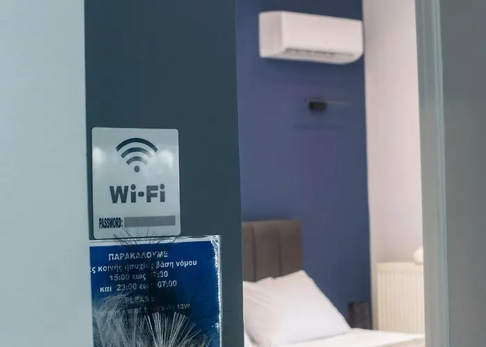 Paradise Apartment, Village *