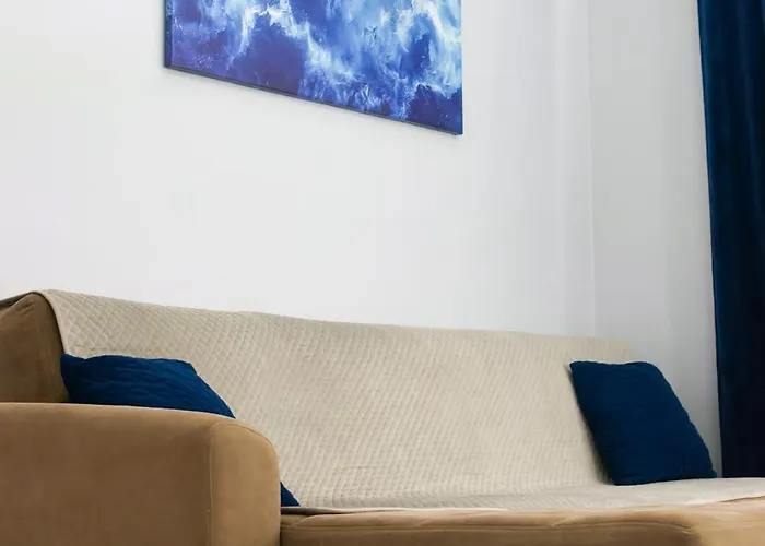 Paradise Apartment, Village * لاردوس