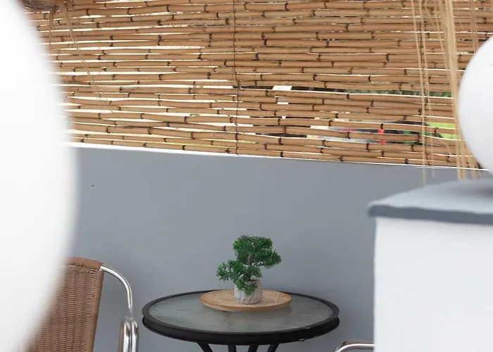 Paradise Apartment, Village Apartman Lárdosz